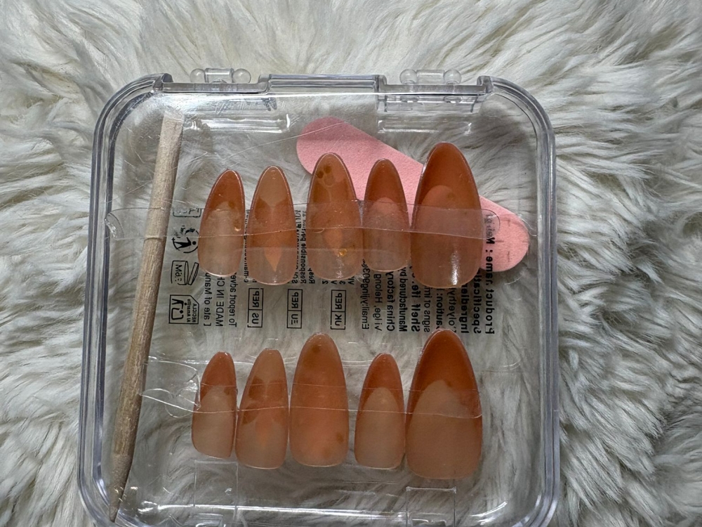 Roze 3D design nagels