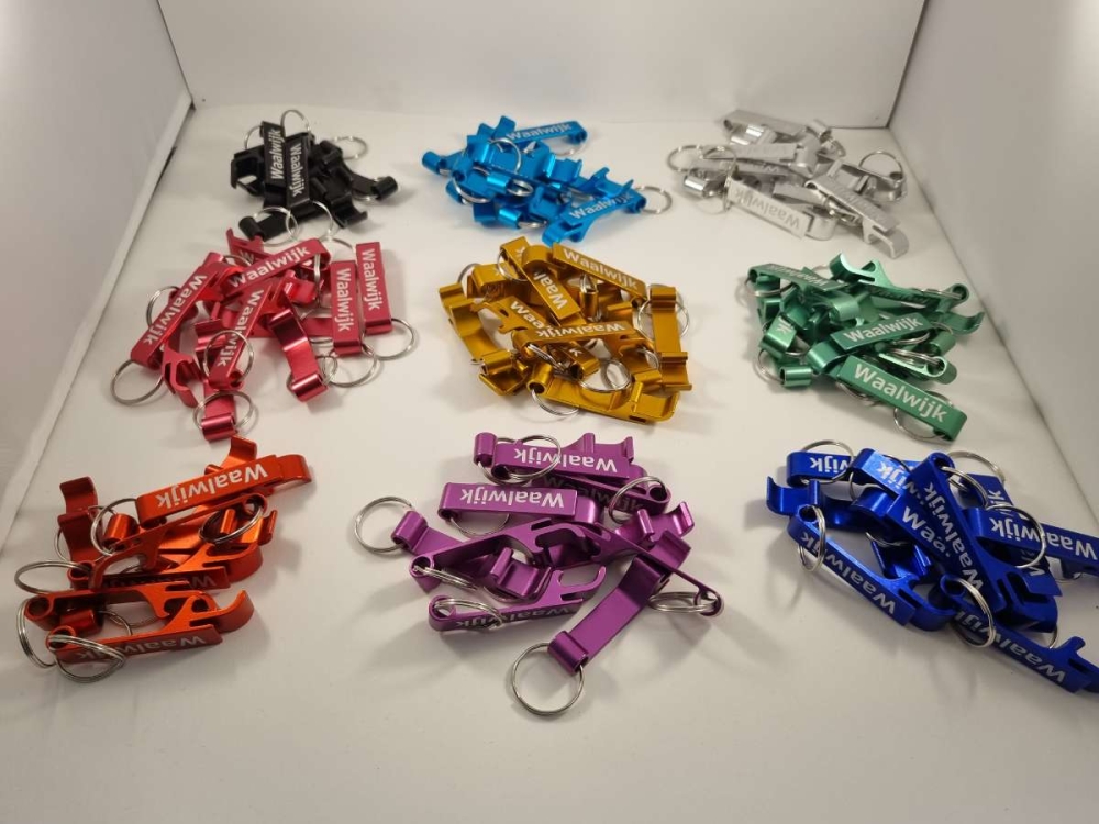 Jesse en Ruben  bier en flessen opener