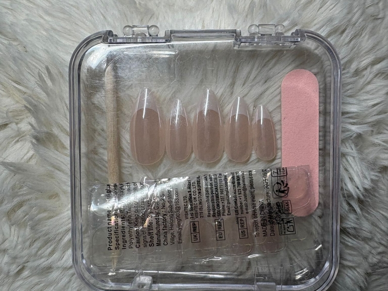 French tip met chrome nagels